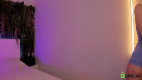 Jenny online show from 10/10/25, 11:42