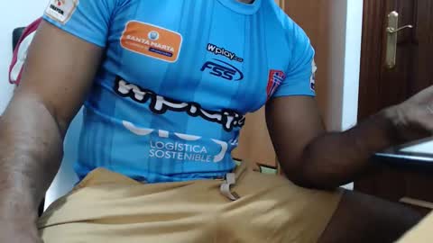 black_latino6 online show from 04/08/26, 08:36