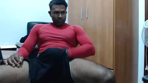 black_latino6 online show from 05/01/26, 07:18