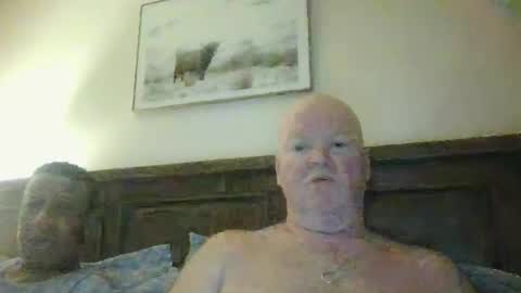 Snapshot of black_n_white4 chatting on 01/04/25, 01:21 black_n_white4 online show from 01/04/25, 01:21