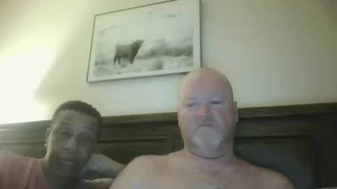 Snapshot of black_n_white4 chatting on 01/17/25, 11:27 black_n_white4 online show from 01/17/25, 11:27