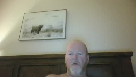 Snapshot of black_n_white4 chatting on 07/17/26, 11:28 black_n_white4 online show from 07/17/26, 11:28