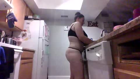 Snapshot of black_n_white69 chatting on 02/16/25, 07:04 SmokedOut480 online show from 02/16/25, 07:04