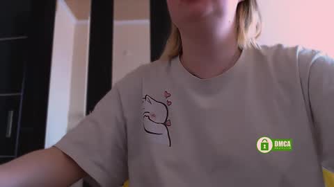 Sasha and Bella online show from 03/12/26, 05:46