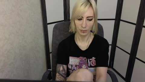 Emily online show from 04/04/26, 08:23