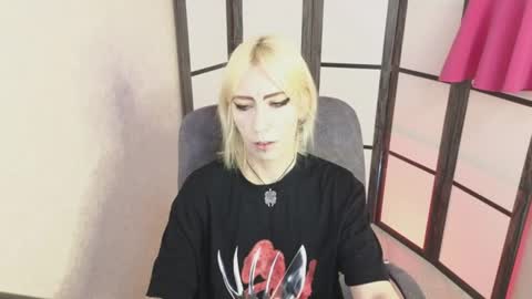 Emily online show from 07/11/26, 08:39