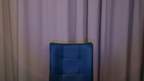 Snapshot of black_pant3r chatting on 12/27/24, 05:52 Mon Mon online show from 12/27/24, 05:52