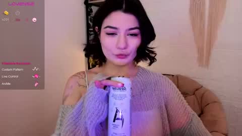 Snapshot of black_pant3r chatting on 02/23/25, 02:40 Mon Mon online show from 02/23/25, 02:40