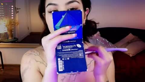 Snapshot of black_pant3r chatting on 02/27/25, 02:42 Mon Mon online show from 02/27/25, 02:42