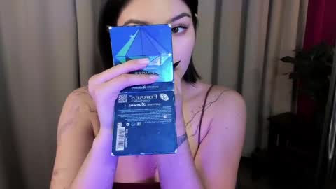 Snapshot of black_pant3r chatting on 03/05/25, 02:46 Mon Mon online show from 03/05/25, 02:46