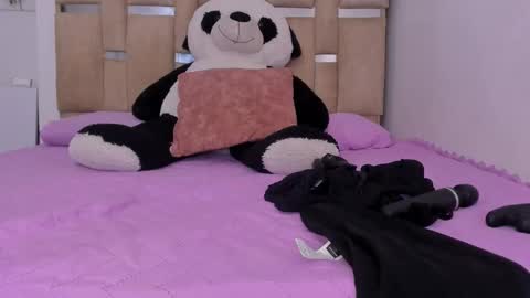 Snapshot of black_rose02 chatting on 03/14/26, 11:26 B L A C K R O S E online show from 03/14/26, 11:26