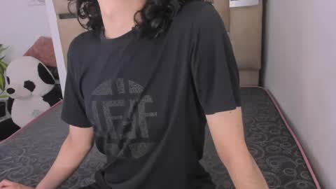 Snapshot of black_rose02 chatting on 04/11/26, 11:25 B L A C K R O S E online show from 04/11/26, 11:25