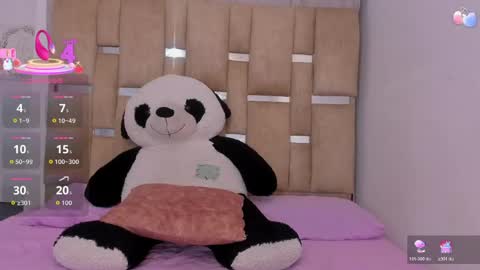 Snapshot of black_rose02 chatting on 04/16/26, 11:33 B L A C K R O S E online show from 04/16/26, 11:33