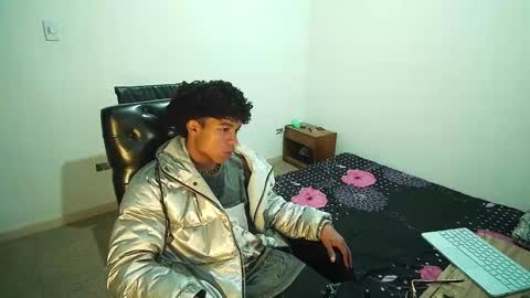 black_tentationx online show from 02/04/25, 05:21