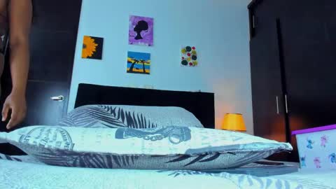 black_treassure online show from 02/11/25, 03:40