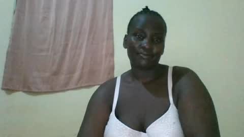 Snapshot of blackbeauty002 chatting on 06/18/26, 09:09 PACIFICA online show from 06/18/26, 09:09