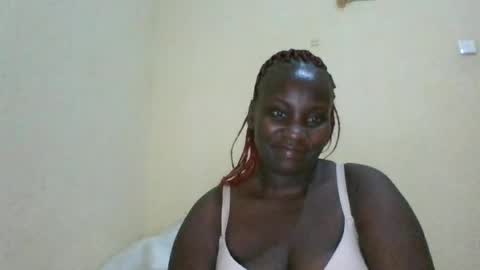 Snapshot of blackbeauty002 chatting on 06/25/26, 06:56 PACIFICA online show from 06/25/26, 06:56