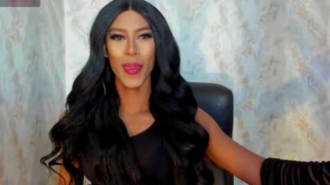 Nina online show from 01/22/25, 01:53