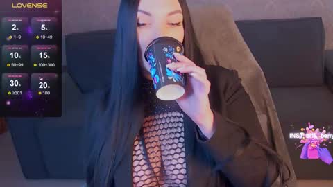 blackberry_star online show from 11/29/25, 05:43