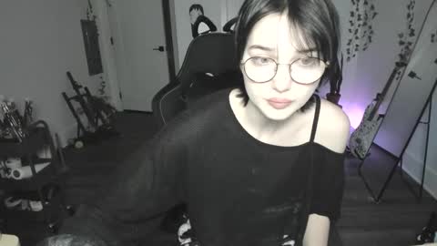 Ella online show from 01/11/26, 10:09