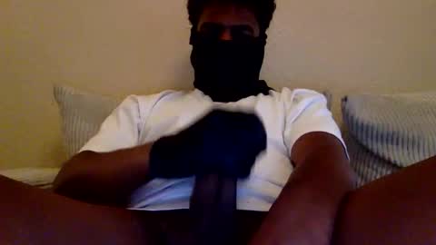 Snapshot of blackboi4v chatting on 11/02/25, 02:41 blackboi4v online show from 11/02/25, 02:41
