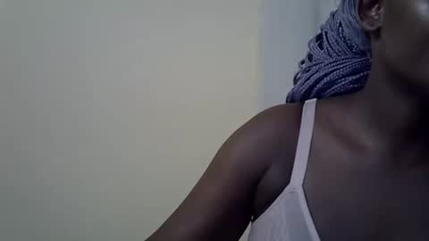 Snapshot of blackbooty260 chatting on 12/17/25, 08:48 Blackbooty260 online show from 12/17/25, 08:48