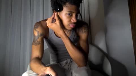 BlackBullTitus online show from 09/10/25, 05:51