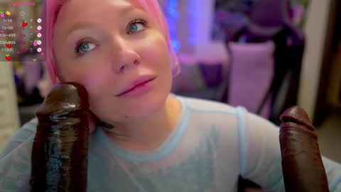 Snapshot of blackedbarbie chatting on 03/06/25, 10:04 Alice online show from 03/06/25, 10:04