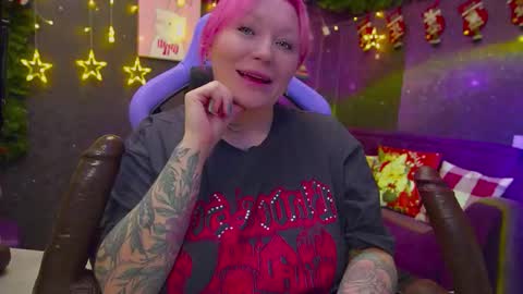 Snapshot of blackedbarbie chatting on 01/17/26, 07:28 Alice online show from 01/17/26, 07:28