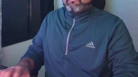 Snapshot of blackfirebird chatting on 11/25/25, 05:29 blackfirebird online show from 11/25/25, 05:29