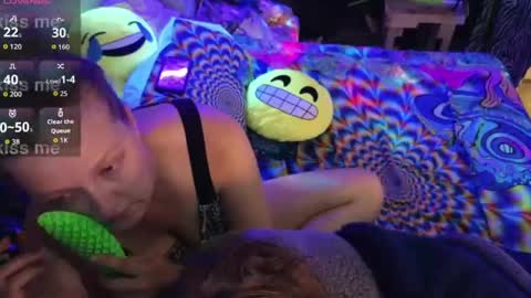 blacklightparty69 online show from 06/06/26, 01:11