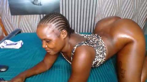 Smiley sylivia online show from 04/14/26, 01:33