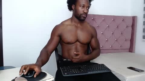 Twtter 1MikeBeckford            Onlyfns beckfordmike online show from 10/15/25, 11:10