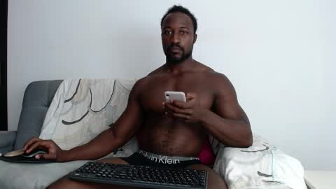 Snapshot of blacknikes chatting on 04/17/26, 01:58 Twtter 1MikeBeckford Onlyfns beckfordmike online show from 04/17/26, 01:58