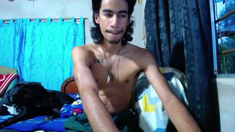 Snapshot of blackpanter_13 chatting on 12/22/25, 11:07 Black Panther online show from 12/22/25, 11:07