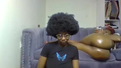 Snapshot of blackprincess25 chatting on 12/18/25, 10:49 Lorraine online show from 12/18/25, 10:49