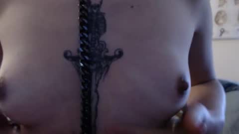 Snapshot of blackrxse chatting on 01/18/25, 09:34 Roselina online show from 01/18/25, 09:34