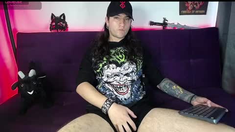 Snapshot of blackwolf_6 chatting on 01/08/25, 05:37 Dave online show from 01/08/25, 05:37