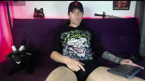 Snapshot of blackwolf_6 chatting on 01/09/25, 12:14 Dave online show from 01/09/25, 12:14