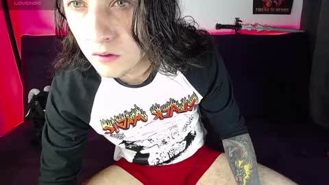 Snapshot of blackwolf_6 chatting on 01/15/25, 06:51 Dave online show from 01/15/25, 06:51