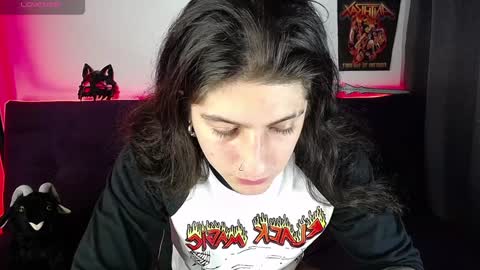 Snapshot of blackwolf_6 chatting on 01/16/25, 04:49 Dave online show from 01/16/25, 04:49