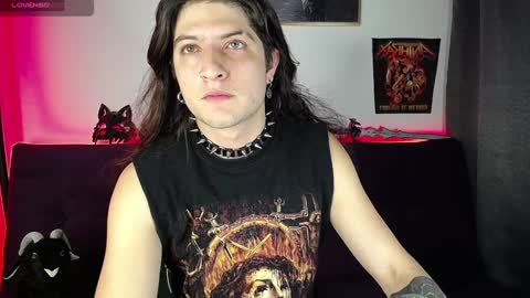 Snapshot of blackwolf_6 chatting on 01/17/25, 01:36 Dave online show from 01/17/25, 01:36