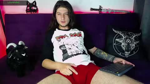 Snapshot of blackwolf_6 chatting on 02/26/25, 07:05 Dave online show from 02/26/25, 07:05