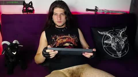 Snapshot of blackwolf_6 chatting on 03/02/25, 01:04 Dave online show from 03/02/25, 01:04