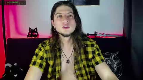 Snapshot of blackwolf_6 chatting on 03/03/25, 10:20 Dave online show from 03/03/25, 10:20