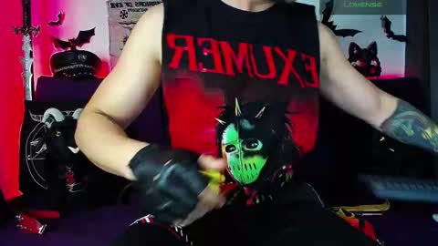 Snapshot of blackwolf_6 chatting on 12/01/25, 07:19 Dave online show from 12/01/25, 07:19