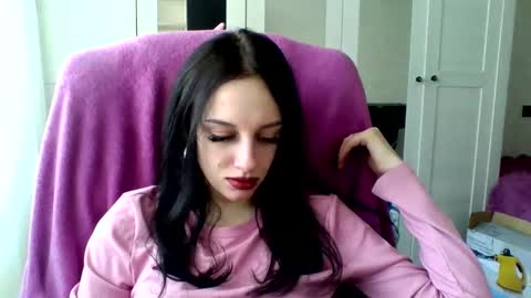Ivy online show from 02/12/25, 10:46