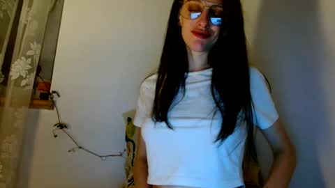 Ivy online show from 05/19/26, 10:49