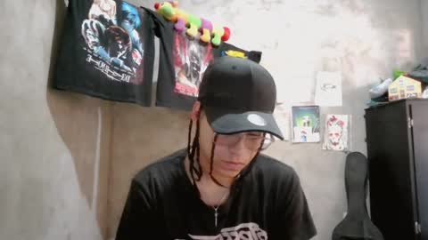 Snapshot of blade_sensual chatting on 07/19/26, 06:33 blade_sensual online show from 07/19/26, 06:33