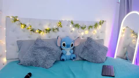 Snapshot of blair_queen chatting on 11/04/25, 09:58 online show from 11/04/25, 09:58